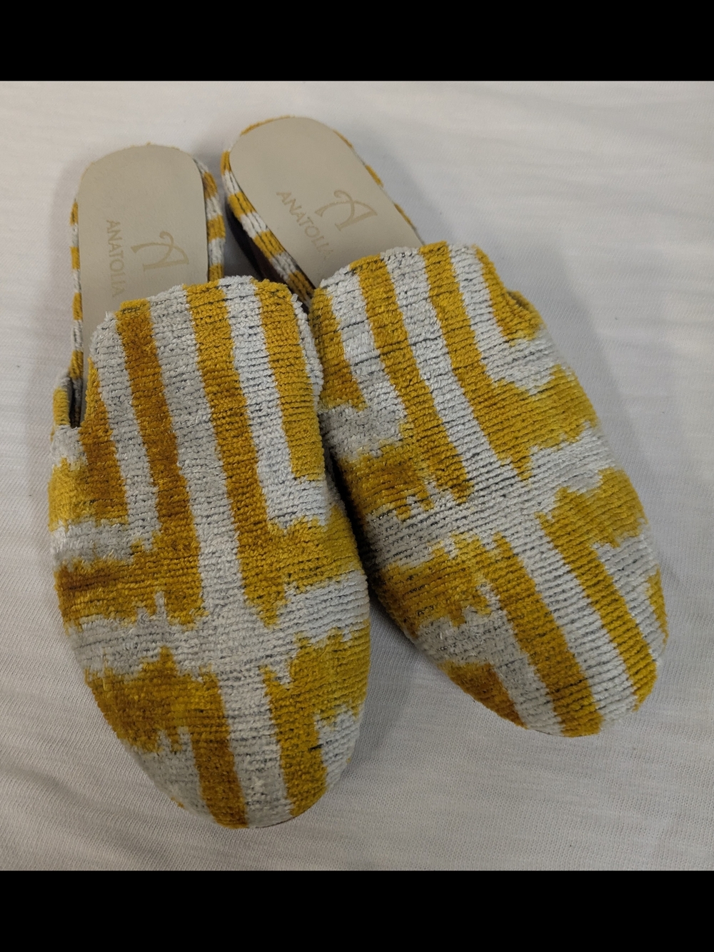 Yellow & Cream Woven Turkish Ikat Slip-On Mules